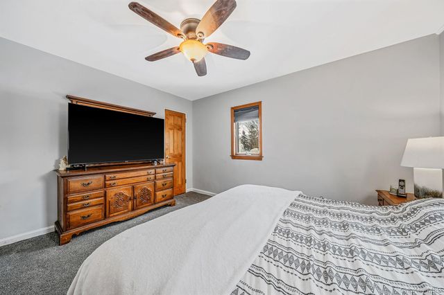 132 Gladstone Avenue, West Islip, NY 11795