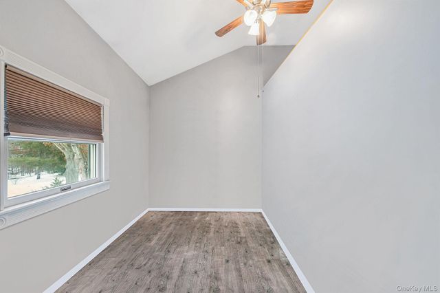 132 Gladstone Avenue, West Islip, NY 11795