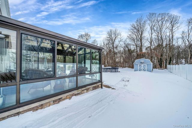 132 Gladstone Avenue, West Islip, NY 11795