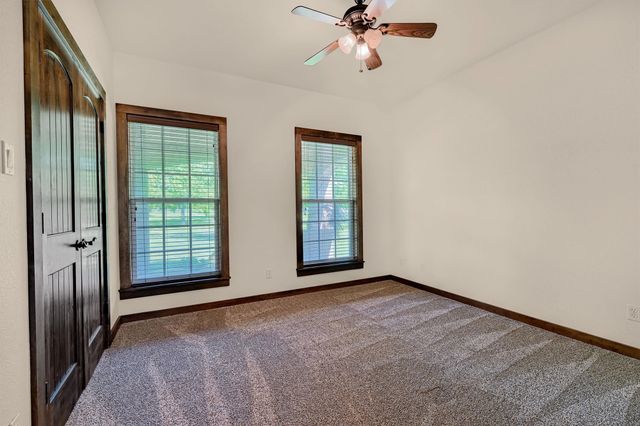 5300 Highland Drive, Denison, TX 75020