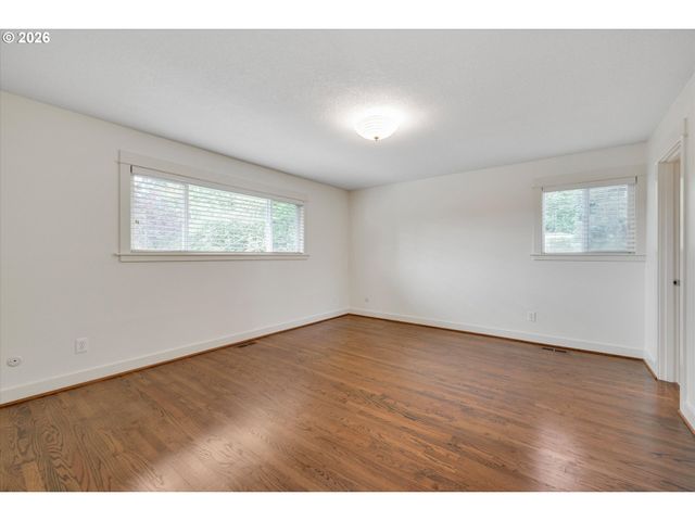6435 Sw 90TH Ave, Portland, OR 97223
