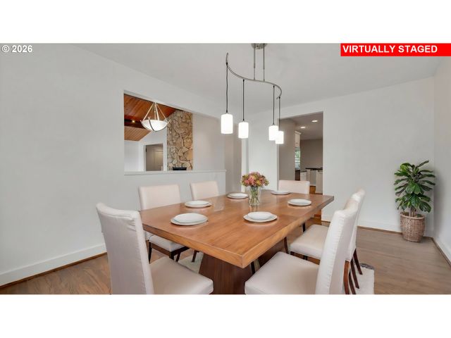 6435 Sw 90TH Ave, Portland, OR 97223