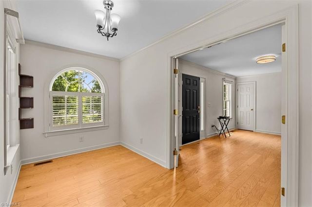 1007 Meadowbrook Road, Asheboro, NC 27203
