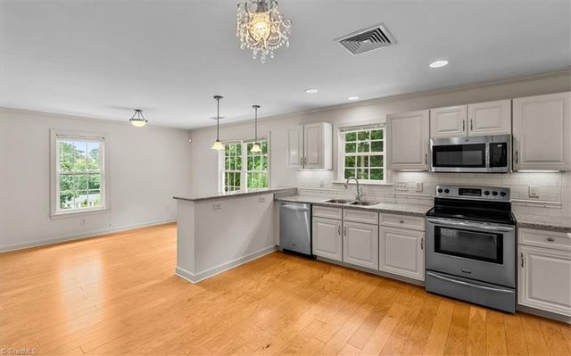 1007 Meadowbrook Road, Asheboro, NC 27203