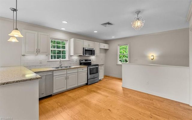 1007 Meadowbrook Road, Asheboro, NC 27203
