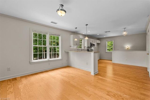 1007 Meadowbrook Road, Asheboro, NC 27203