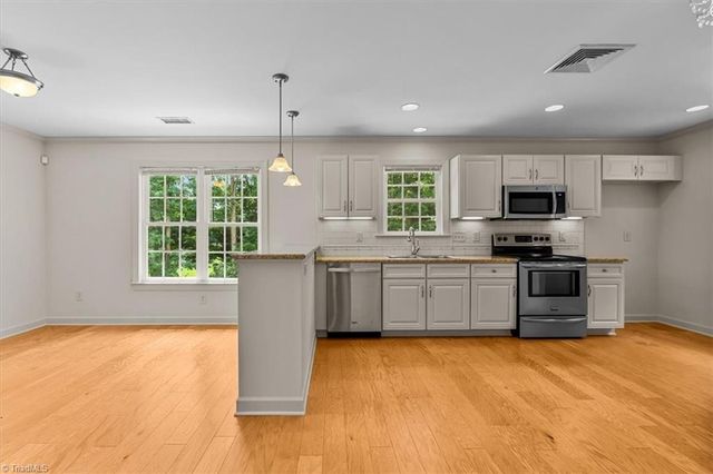1007 Meadowbrook Road, Asheboro, NC 27203