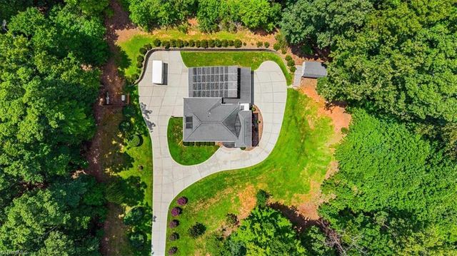 1007 Meadowbrook Road, Asheboro, NC 27203