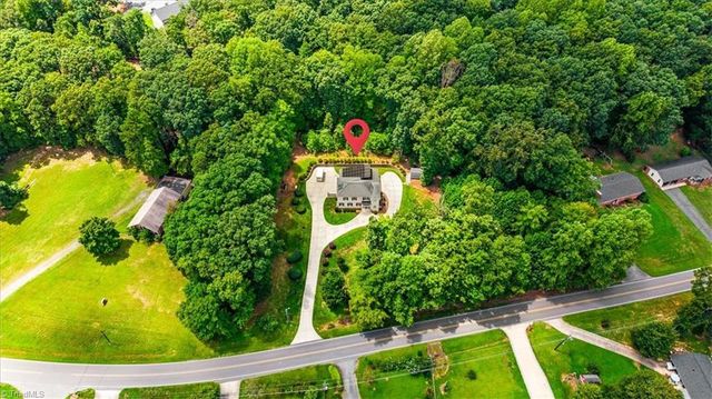 1007 Meadowbrook Road, Asheboro, NC 27203