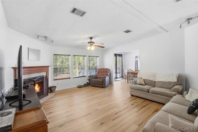 5015 S Orwell Point, Homosassa, FL 34446