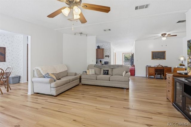 5015 S Orwell Point, Homosassa, FL 34446