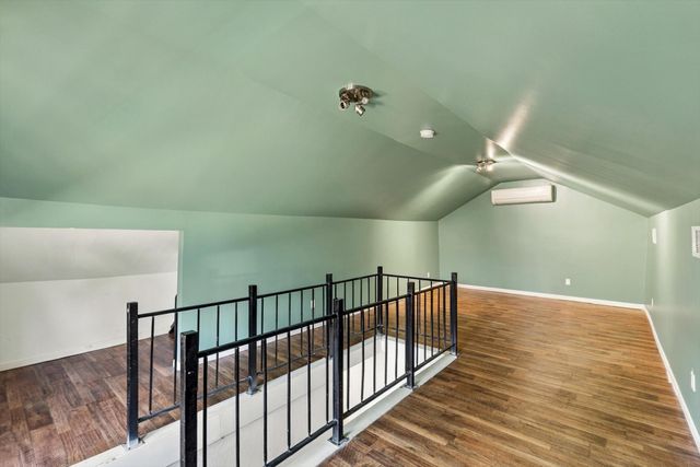 305 E 6th Street, Dallas, TX 75203