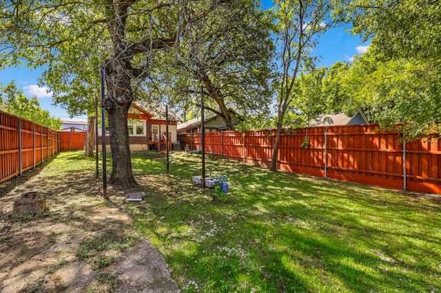 305 E 6th Street, Dallas, TX 75203