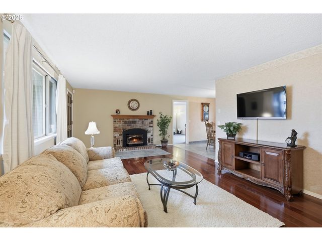 10276 Se LONG St, Portland, OR 97266