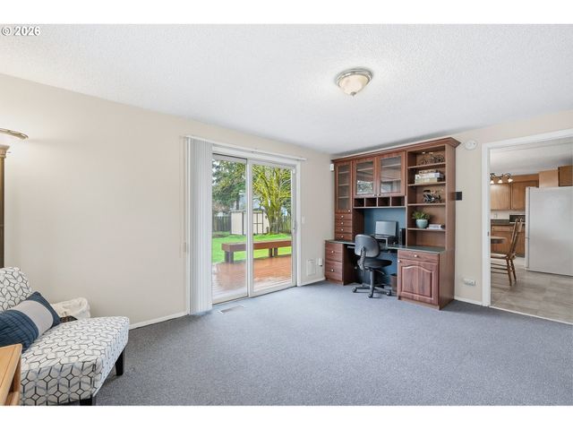 10276 Se LONG St, Portland, OR 97266