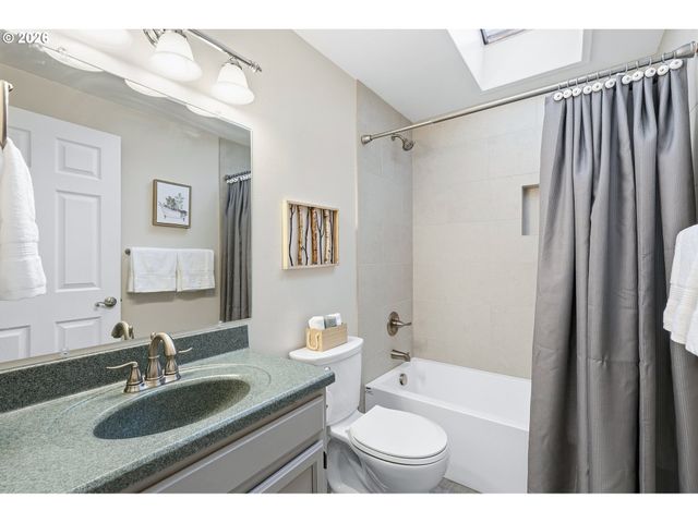 10276 Se LONG St, Portland, OR 97266