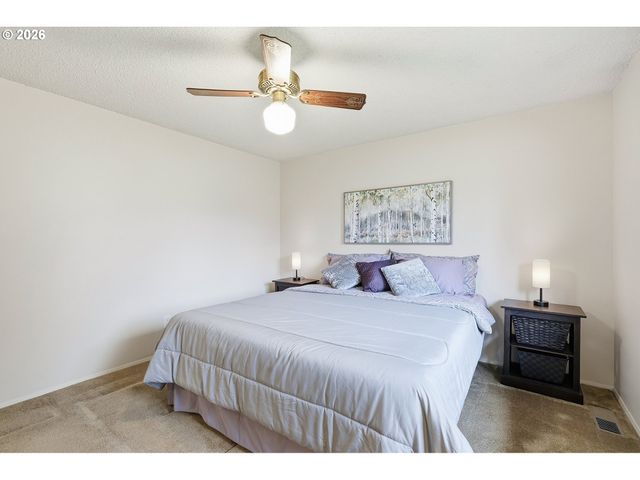 10276 Se LONG St, Portland, OR 97266