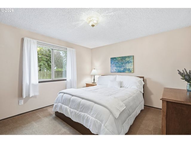 10276 Se LONG St, Portland, OR 97266