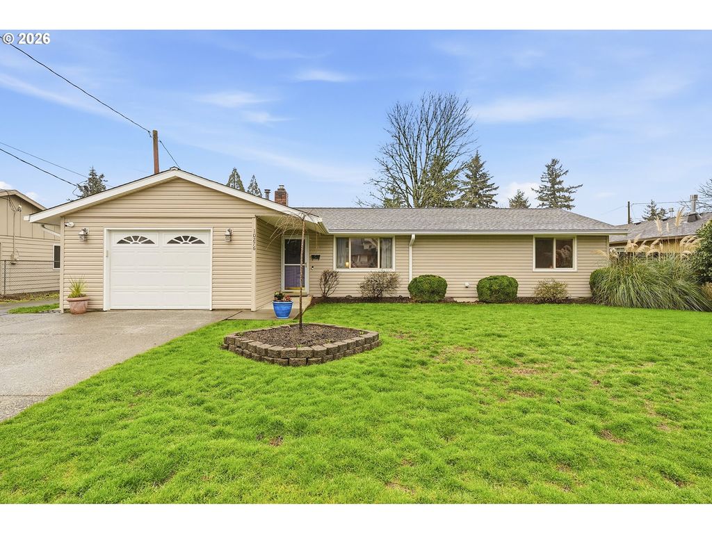10276 Se LONG St, Portland, OR 97266
