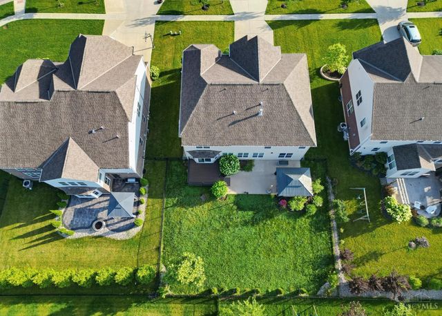 1303 Autumn Run Drive, Maineville, OH 45039