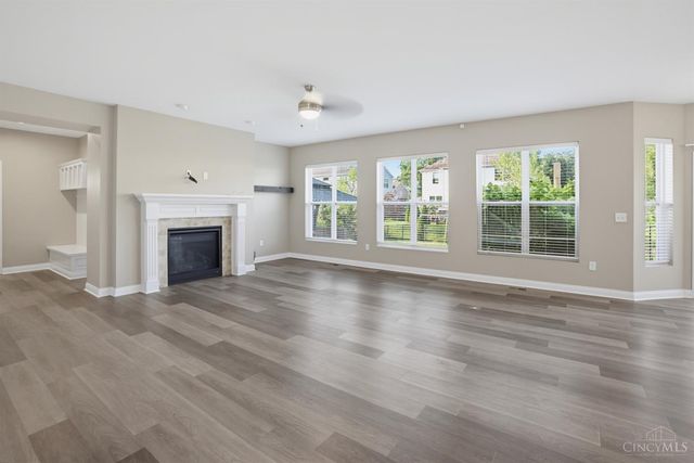 1303 Autumn Run Drive, Maineville, OH 45039