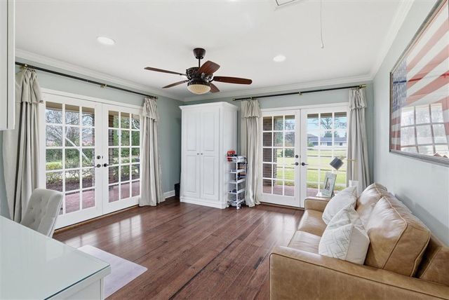 800 Bayou Oaks Lane, Lake Charles, LA 70605