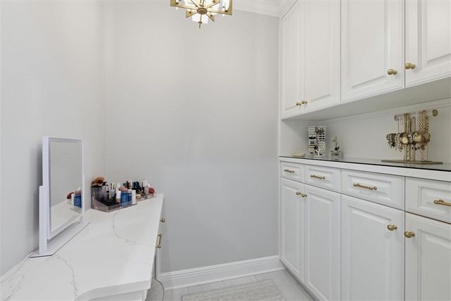 800 Bayou Oaks Lane, Lake Charles, LA 70605