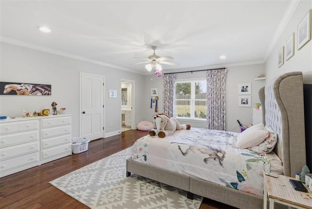 800 Bayou Oaks Lane, Lake Charles, LA 70605