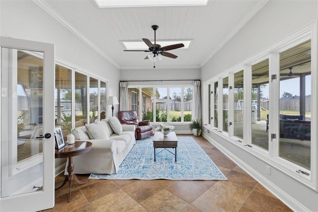 800 Bayou Oaks Lane, Lake Charles, LA 70605