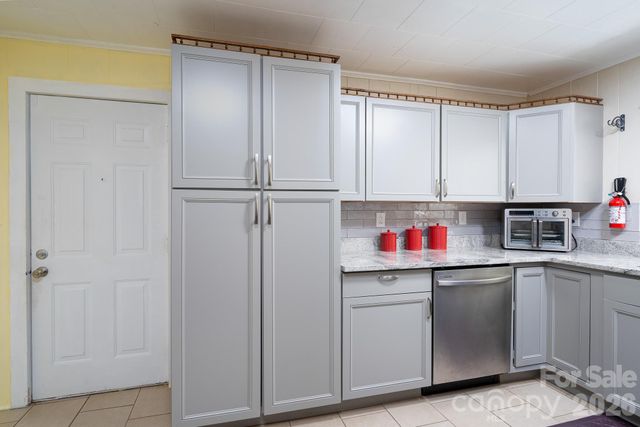 2003 Plaza Avenue, Kannapolis, NC 28081