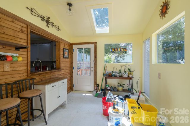 2003 Plaza Avenue, Kannapolis, NC 28081