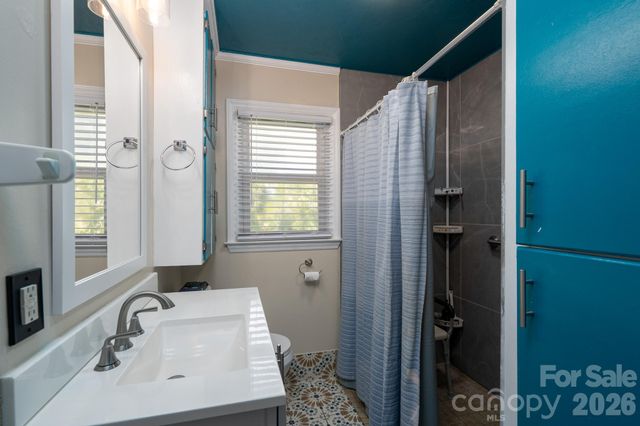 2003 Plaza Avenue, Kannapolis, NC 28081