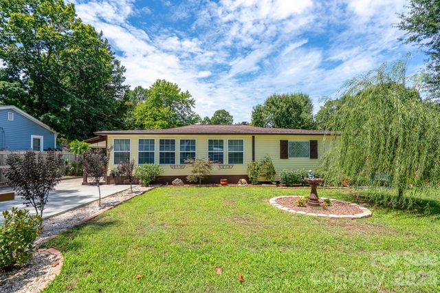 2003 Plaza Avenue, Kannapolis, NC 28081