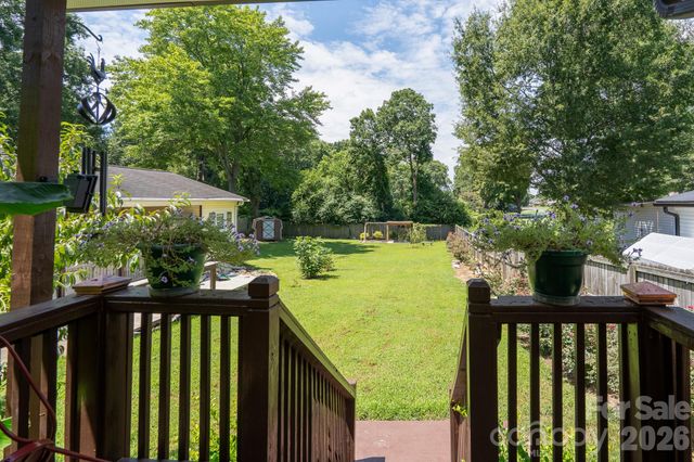 2003 Plaza Avenue, Kannapolis, NC 28081