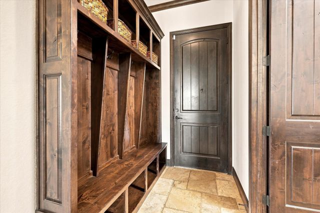 196 Bearclaw Circle, Aledo, TX 76008