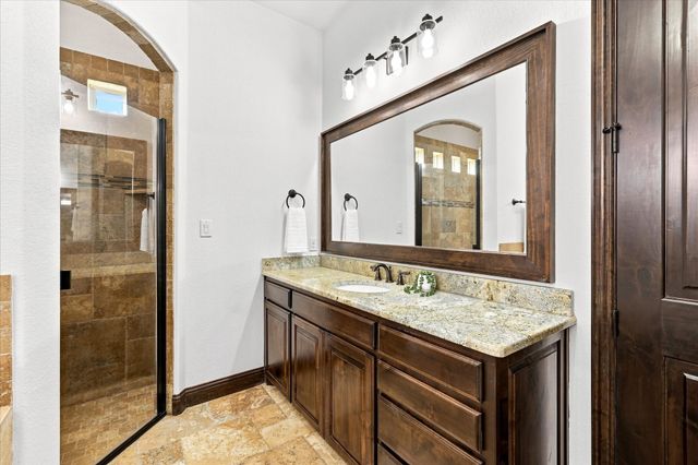 196 Bearclaw Circle, Aledo, TX 76008
