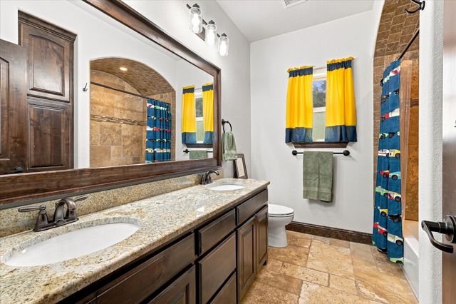 196 Bearclaw Circle, Aledo, TX 76008