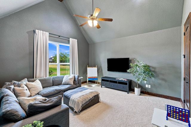 196 Bearclaw Circle, Aledo, TX 76008