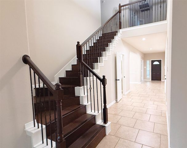 27318 Symphony Creek Lane, Fulshear, TX 77441