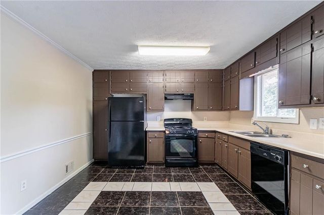 6708 Bedford Road, Rex, GA 30273