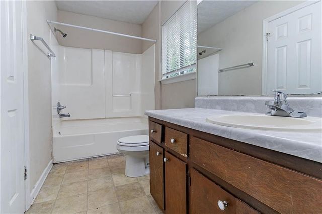 6708 Bedford Road, Rex, GA 30273