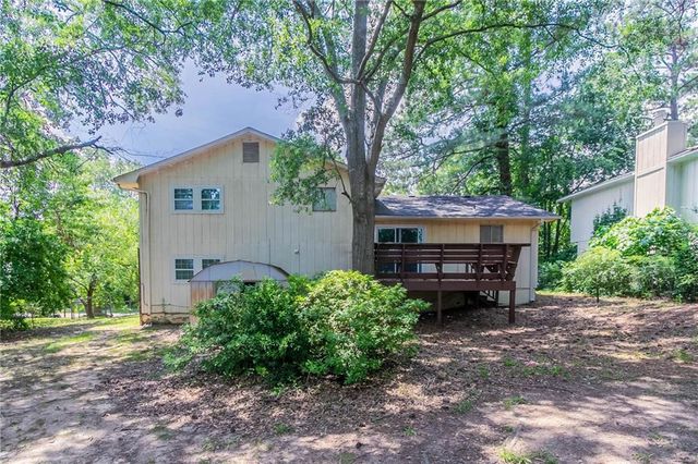 6708 Bedford Road, Rex, GA 30273