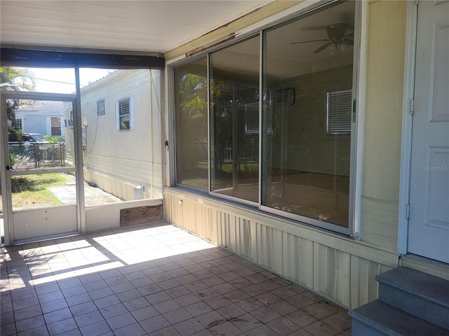 6580 SEMINOLE BOULEVARD 727, Seminole, FL 33772