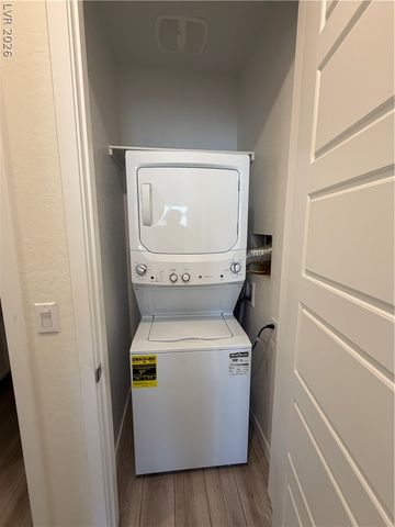 965 Nevada State Drive 42202, Henderson, NV 89002
