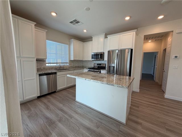 965 Nevada State Drive 42202, Henderson, NV 89002