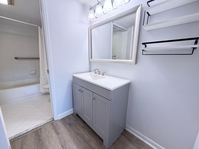 12650 SW 15th Street 304f, Pembroke Pines, FL 33027