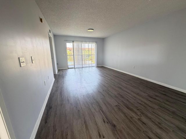 12650 SW 15th Street 304f, Pembroke Pines, FL 33027