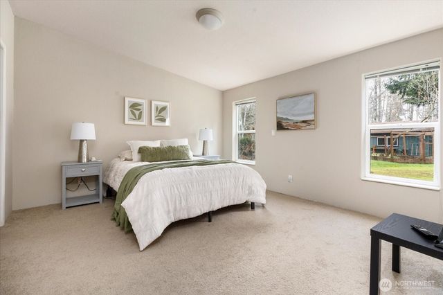 1140 Sherwood Lane, Greenbank, WA 98253