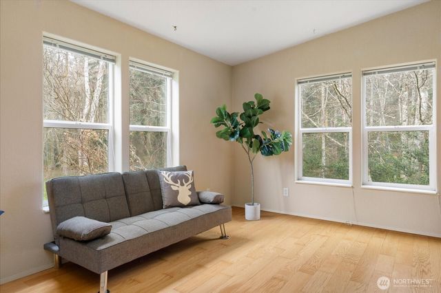 1140 Sherwood Lane, Greenbank, WA 98253