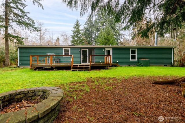 1140 Sherwood Lane, Greenbank, WA 98253